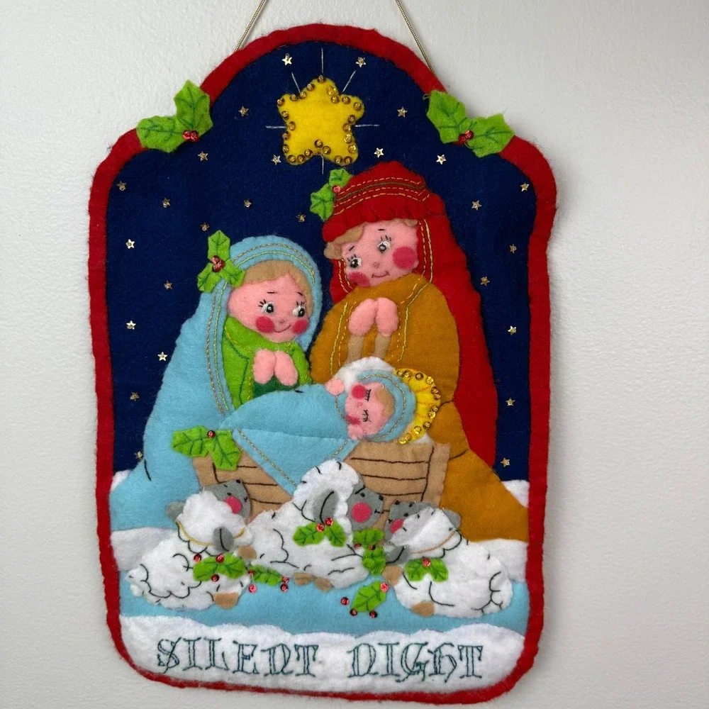 VTG Felt Appliqué Wall Decor Nativity Scene Sheep Silent Night Hand‎ Made 17x11